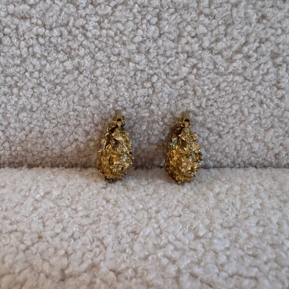 Clip On Fashion Gold Earrings - Picture 4 of 6